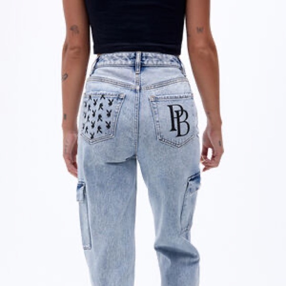 Cut out playboy, bunny jeans - Picture 6 of 6